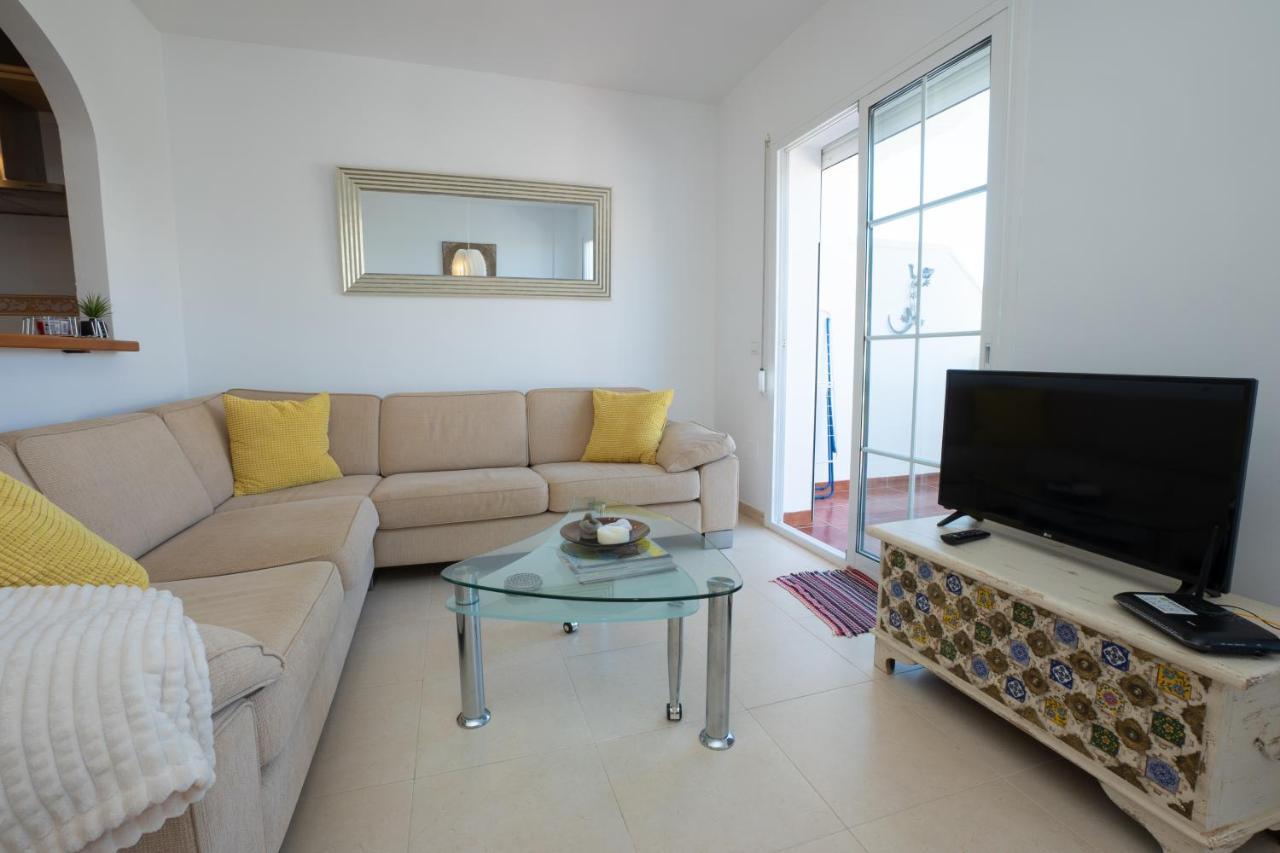 Penthouse Las Gaviotas Ii-2E Menyber เนร์คา ภายนอก รูปภาพ
